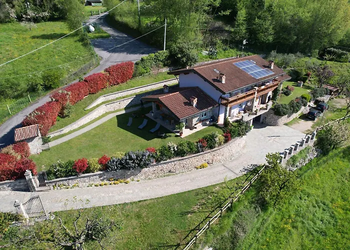 Alla Vecchia Contrada B&B